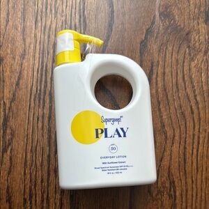 Supergoop! PLAY Everyday Lotion SPF 50 - White and Yellow